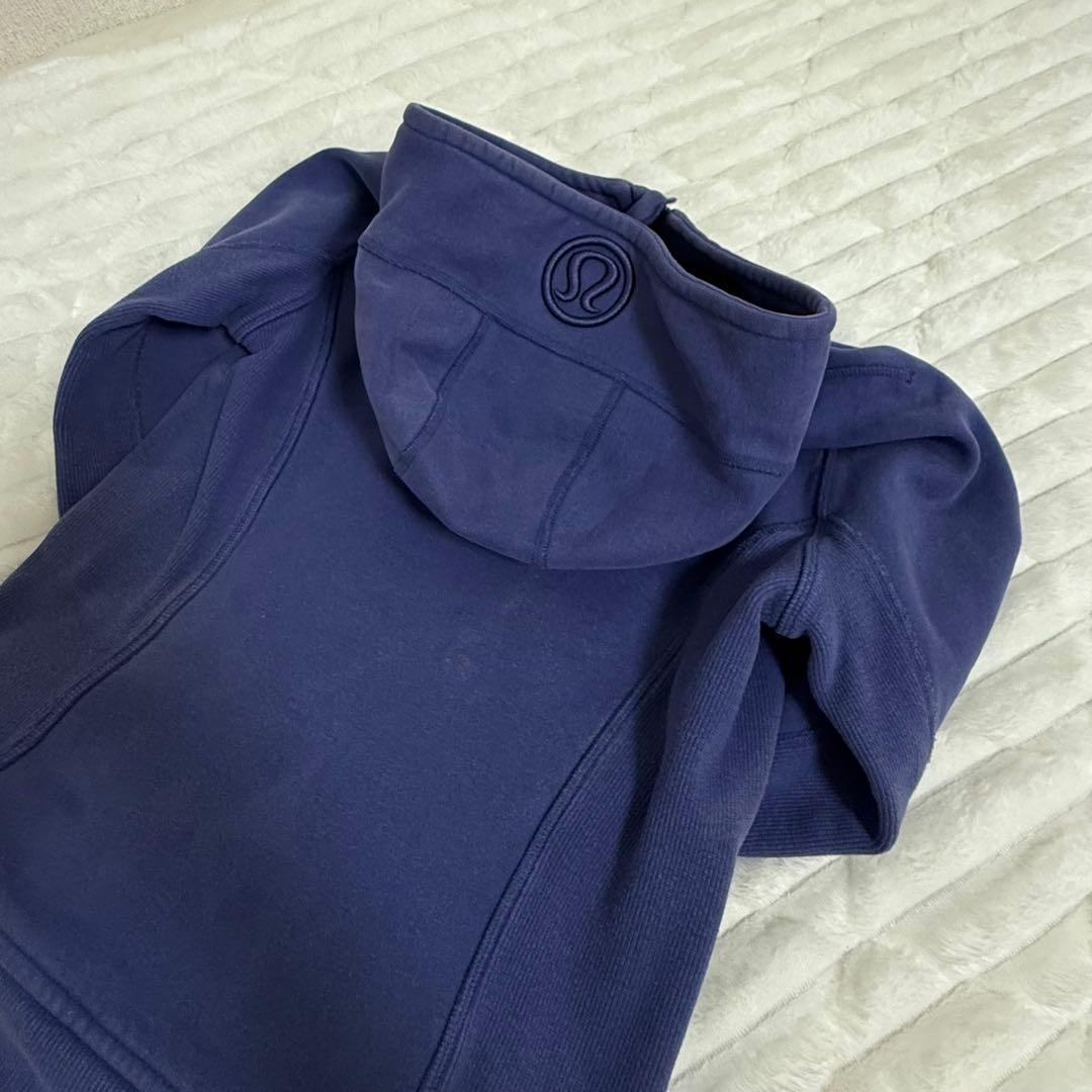 lululemon athletica パーカー 6サイズ（S）