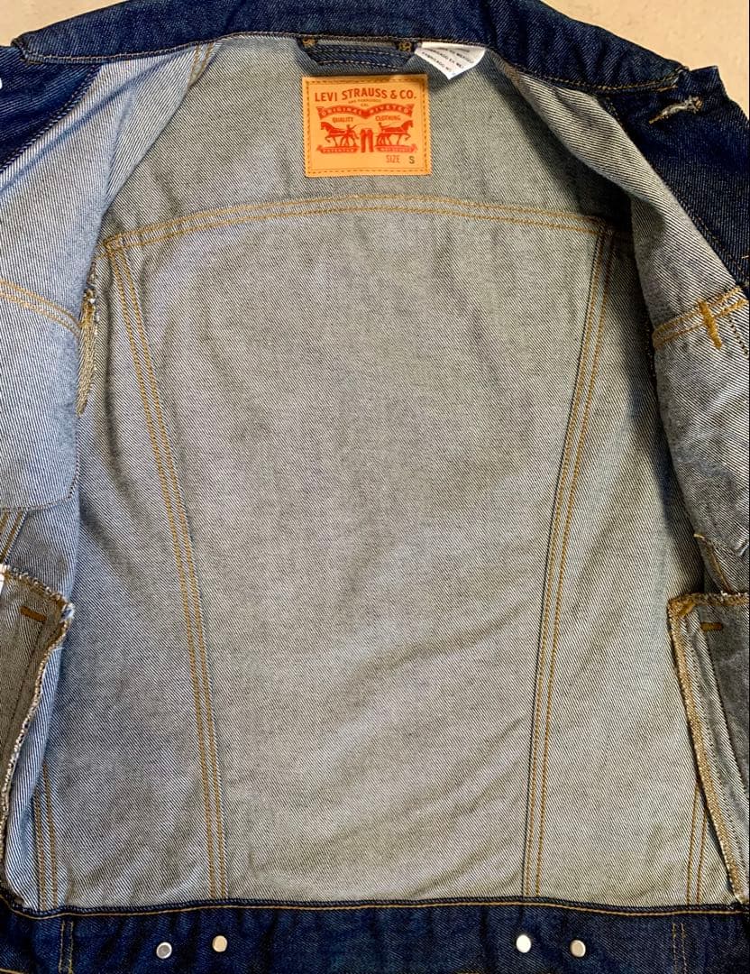 【美品】Levis デニムジャケット サイズS
