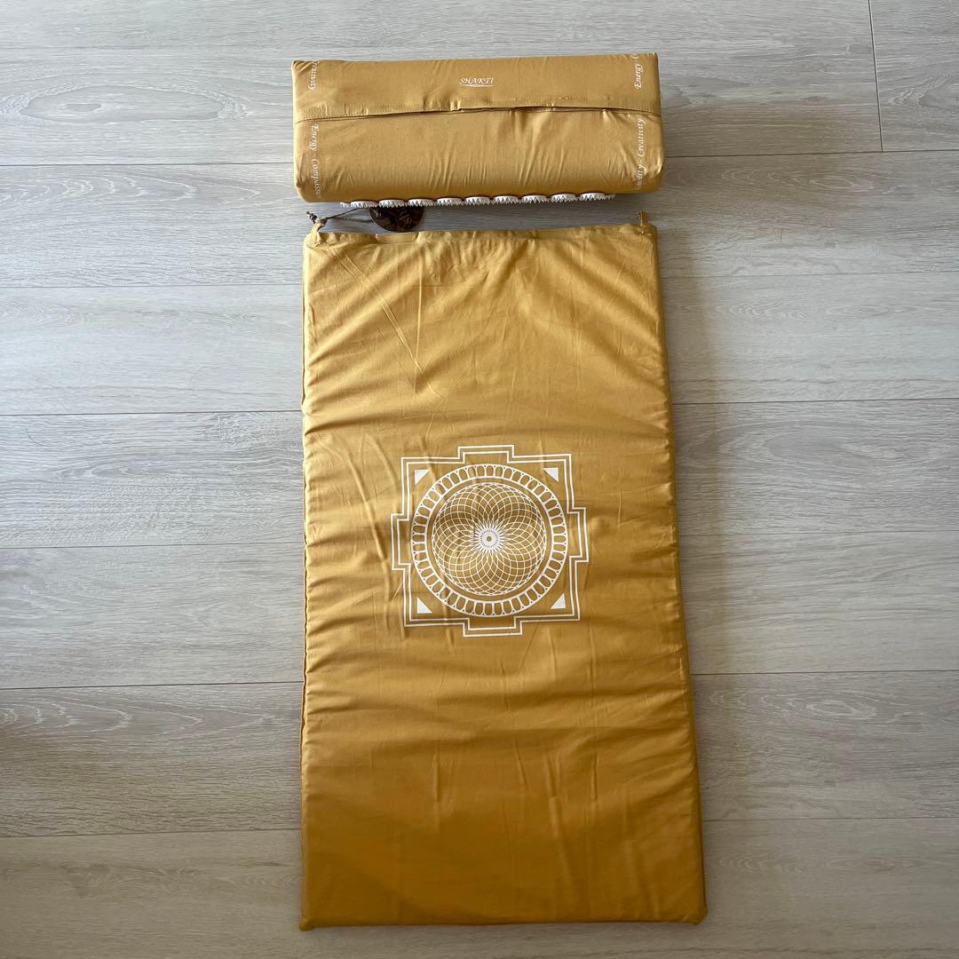【美品・箱付き】シャクティマット Light
