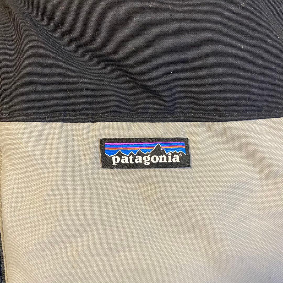 Patagonia ビビーダウンベスト グレー/黒 リバーシブル 2017年製