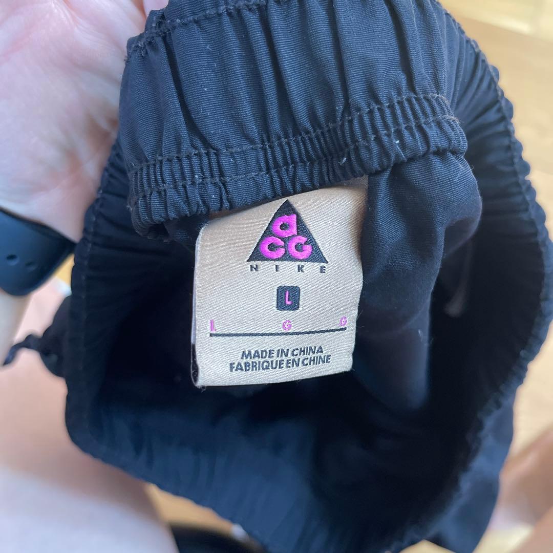 NIKE ACG ショートパンツ
