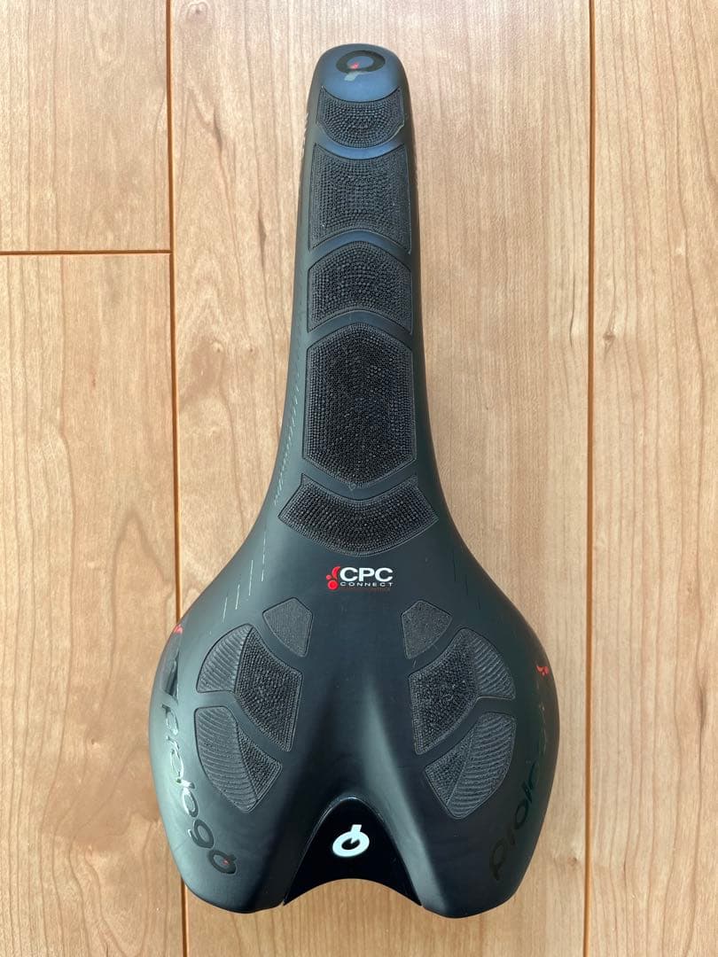 Prologo Nago Evo サドル 134mm CPC