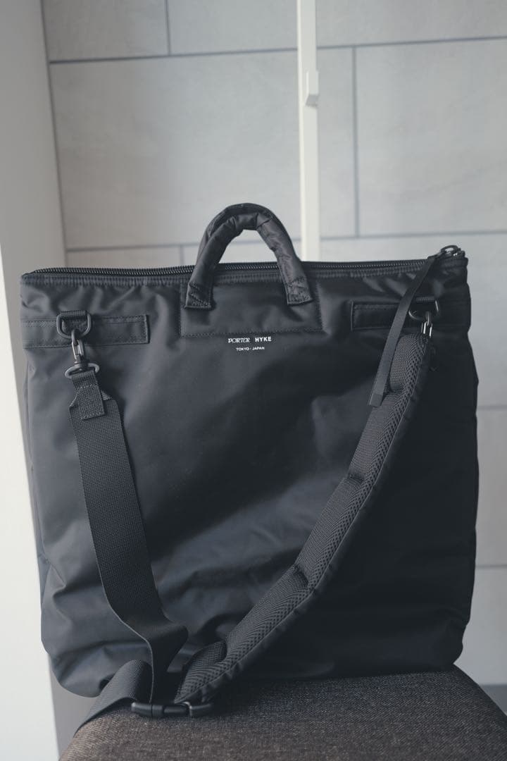 PORTER × HYKE HELMET BAG BLACK