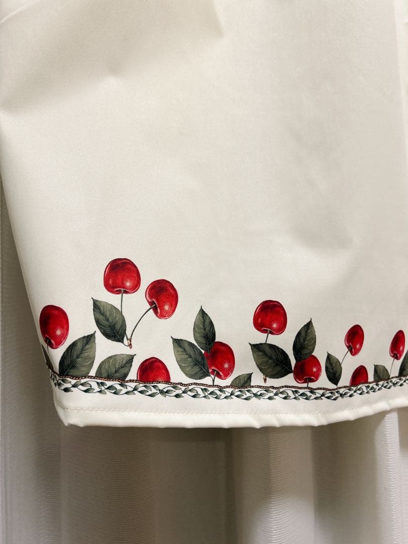 Herlipto Noritake チェリー柄エプロン　※発送3/3になります