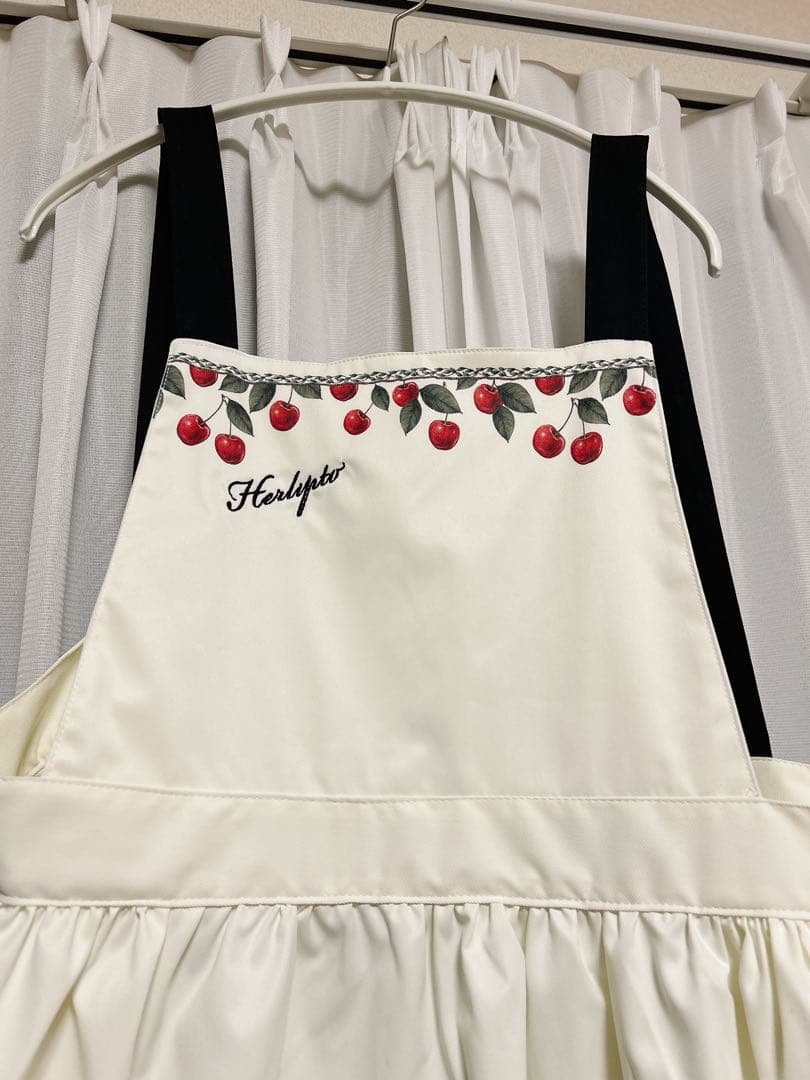 Herlipto Noritake チェリー柄エプロン　※発送3/3になります