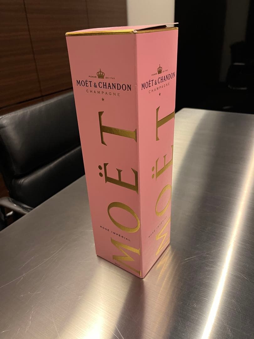 【新品】モエ・エ・シャンドン ロゼ アンぺリアル750ml ボトル箱付