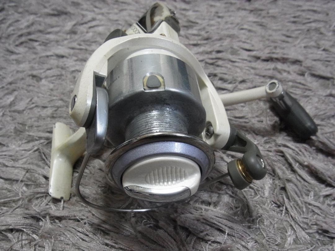 SHIMANO BIOMASTER 4000 シマノ スピニングリール