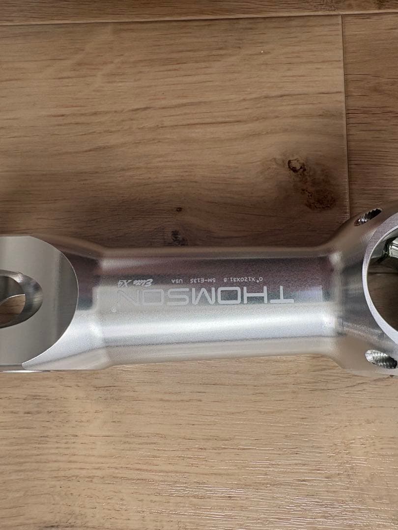 THOMSON ステム120mm 0°トムソン　thomson 31.8mm