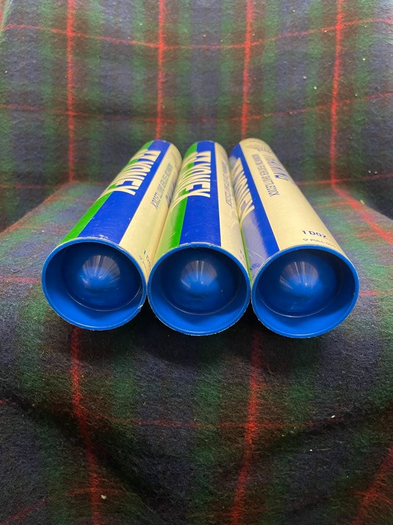 YONEX バドミントン　レトロシャトル　ヨネックス　旧ロゴ　筒付き　ゴーセン