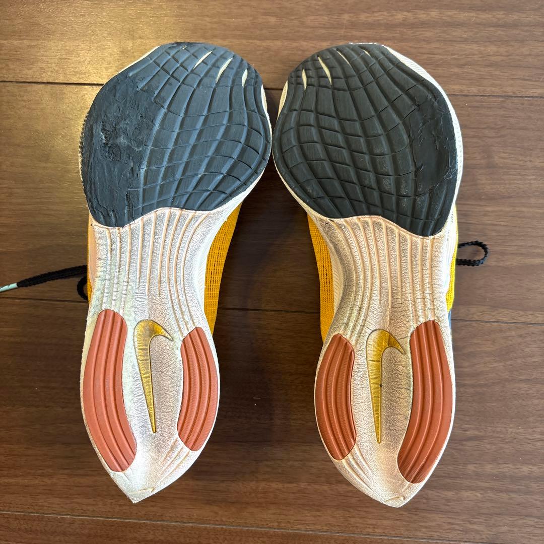 NIKEzoomヴェイパーフライNEXT%2 25.0㎝