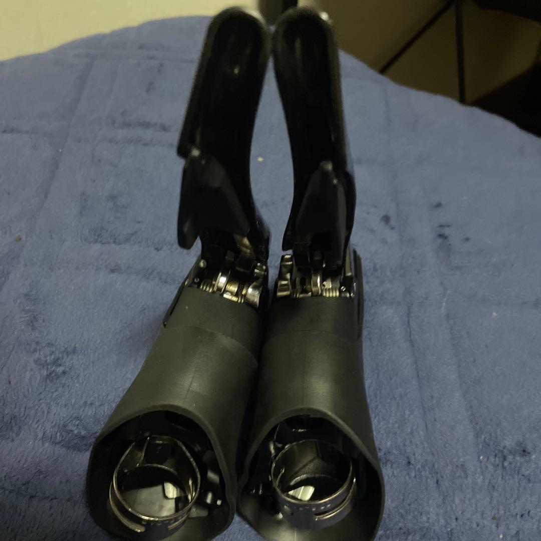 Shimano sti油圧レバー　多分アルテ