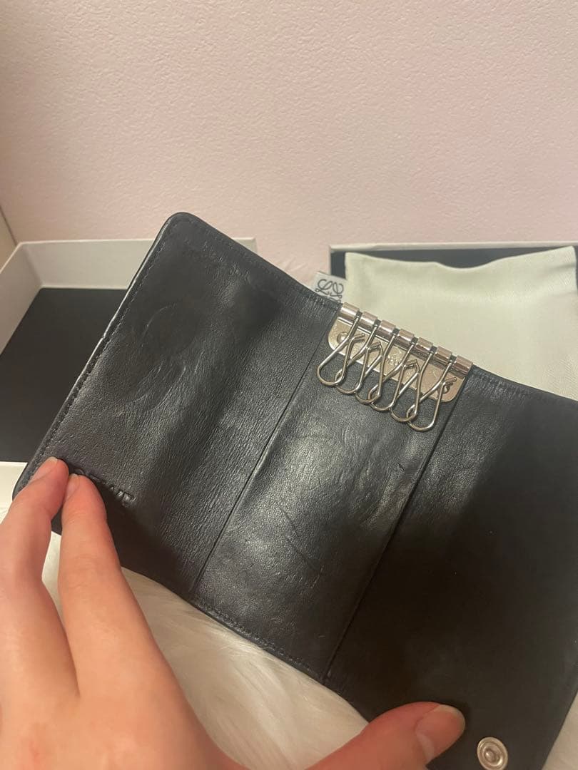 LOEWE ブラック レザー キーケース