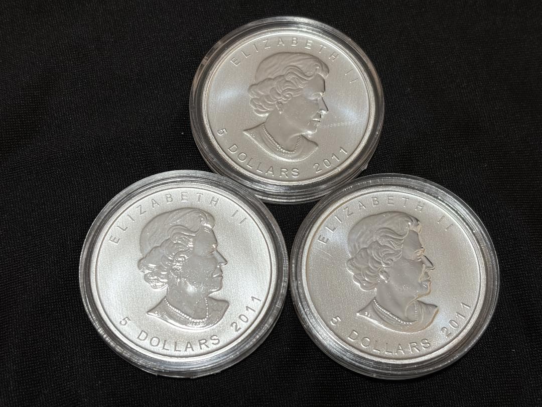 2011年メイプルリーフ銀貨3枚セット カナダ 5ドル 純銀貨 エリザベス2世