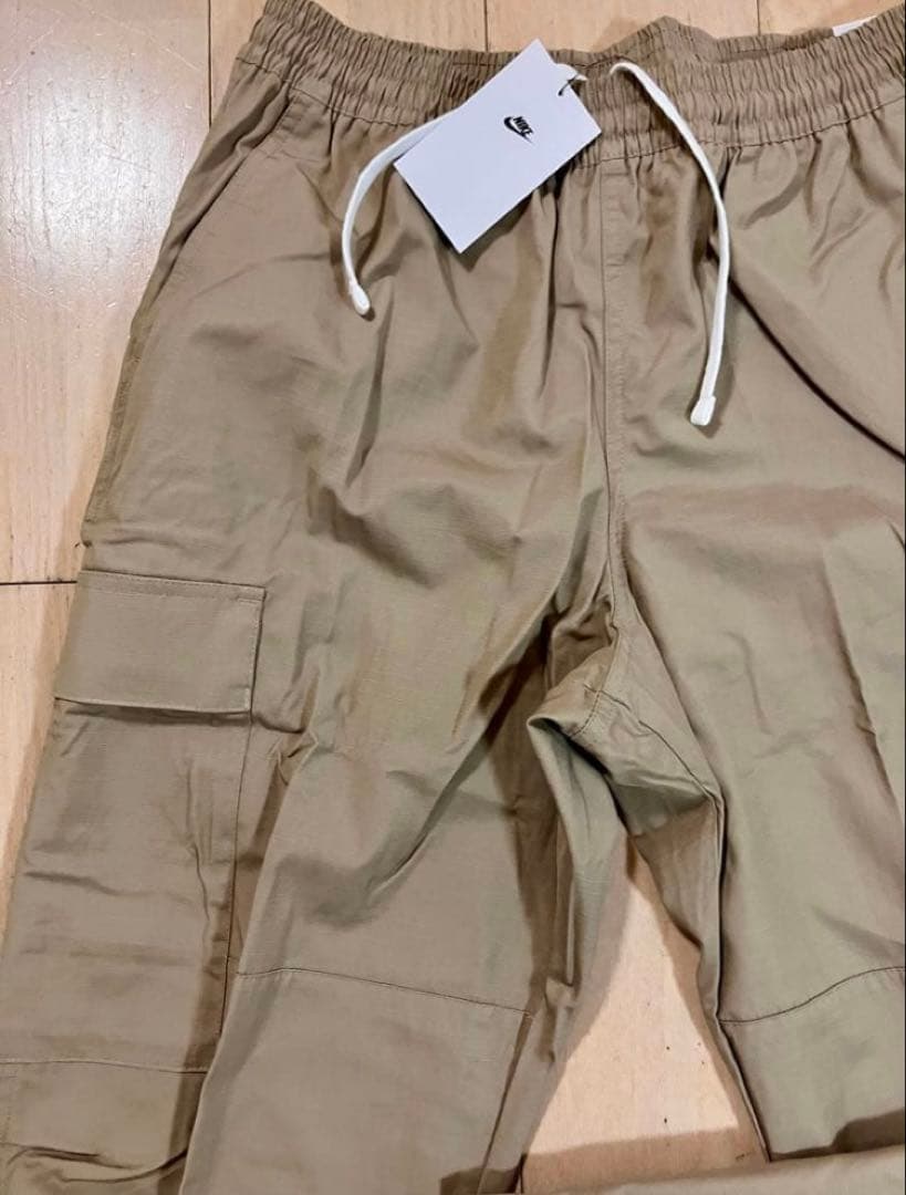 ナイキ NIKE クラブ カーゴウーブンパンツ 新品 L ベージュ ミリタリー