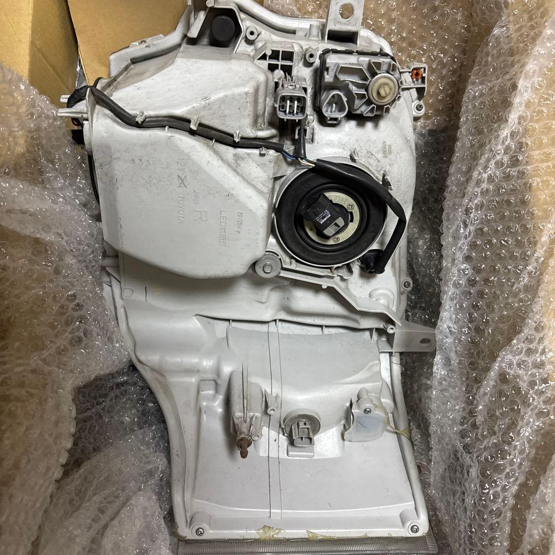 TOYOTA LED前照灯 右側用 12Vジャンク