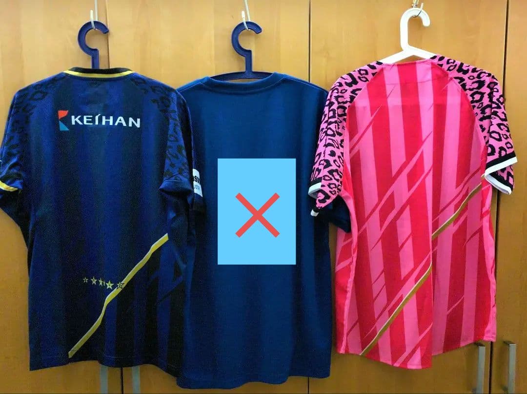 パナソニックパンサーズ、応援Tシャツセット 青 ピンクXL.Lサイズ　ハリセン