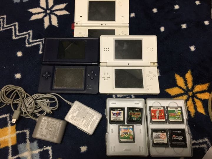 DSi DS lite 3個とソフト多数セット