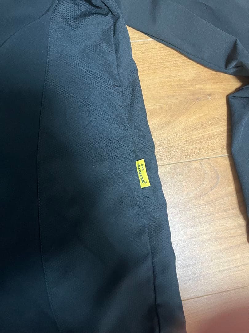 ATHLETA トレーニング　ピステ 上下セット