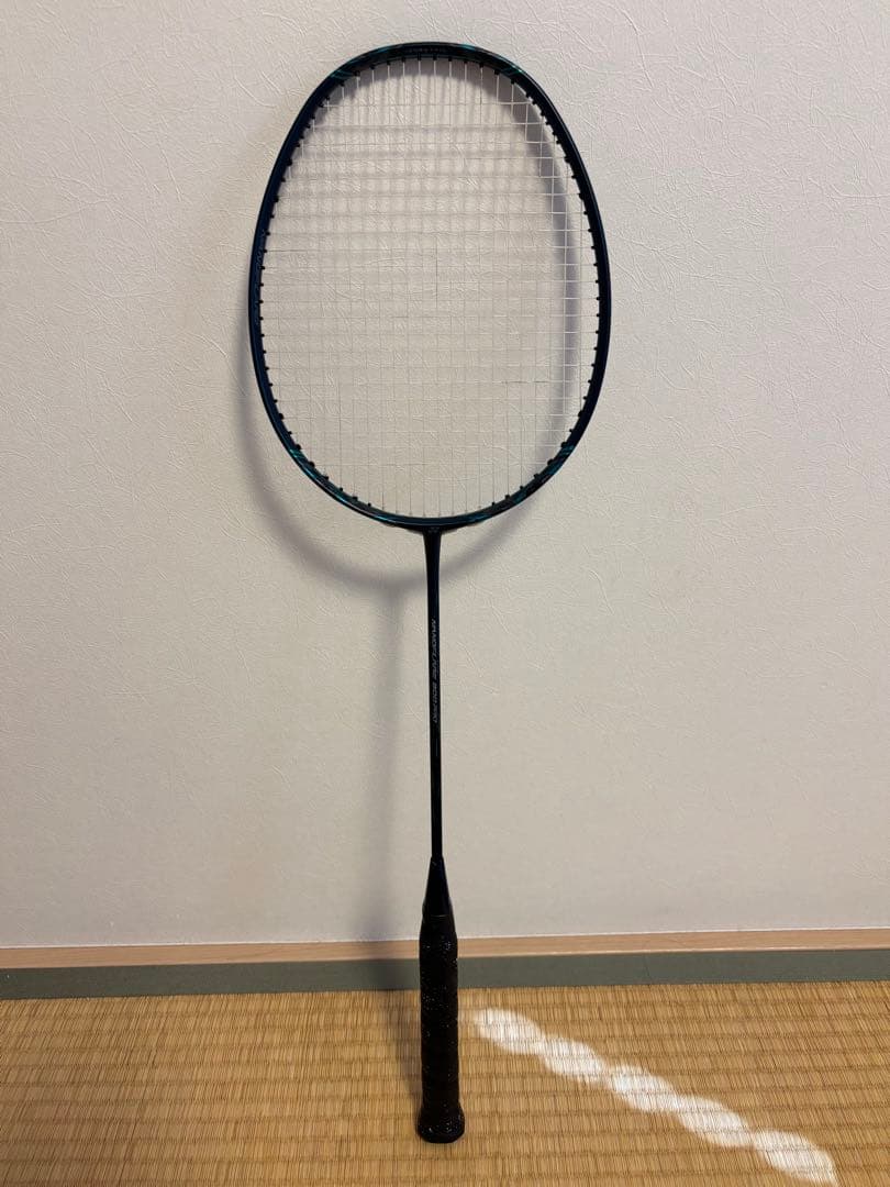 happyYONEX NANOFLARE 800 PRO 4U6希少サイズ