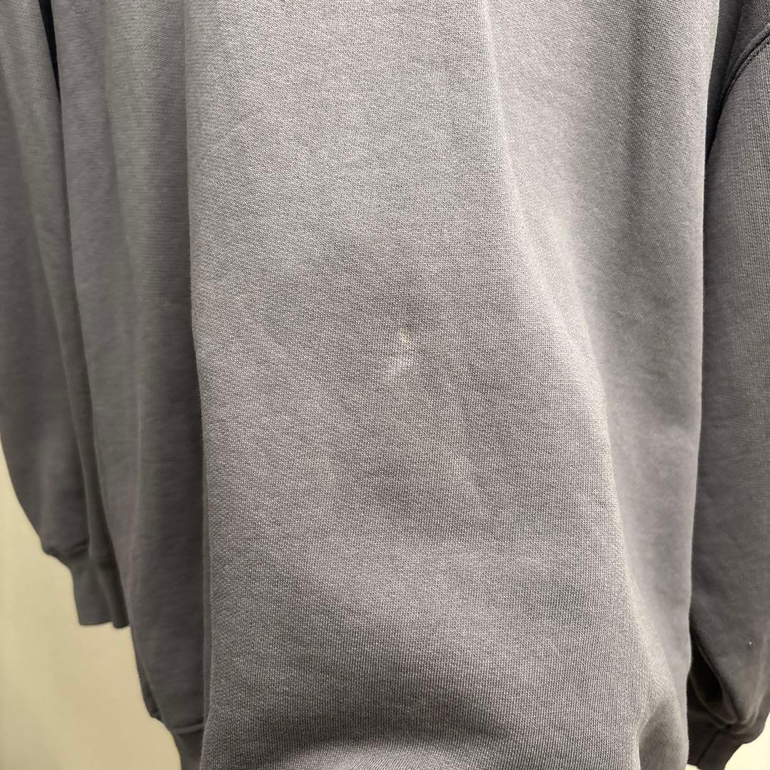 acne studios 大きめの作りです。