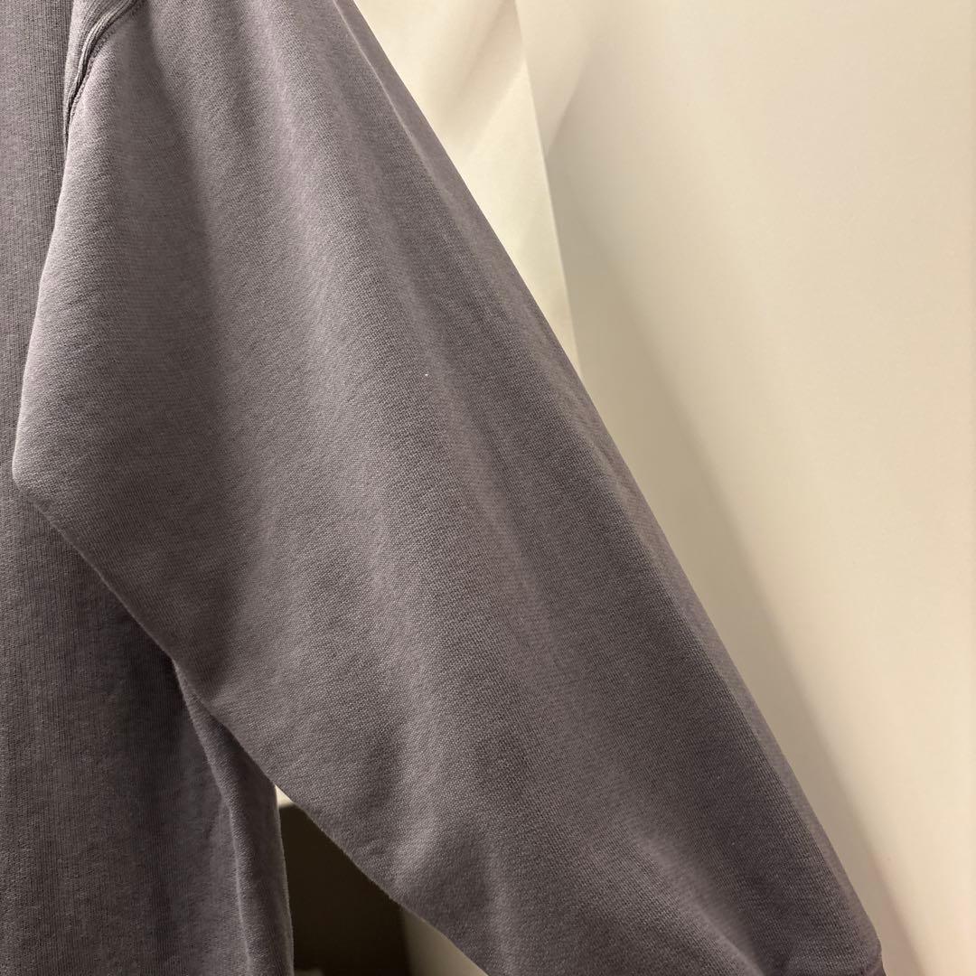 acne studios 大きめの作りです。