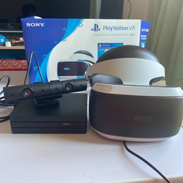 PlayStation VR WORLDS 同梱版　　おまけソフト２つ付き！