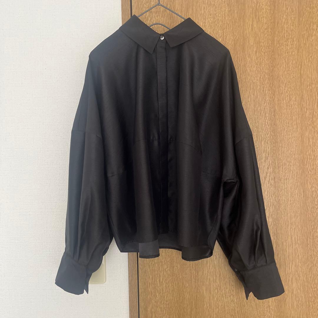 ETRETOKYO／デザインカフスシャンタンシャツ