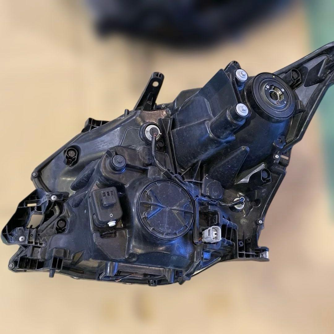 ヴェルファイア　左右ヘッドライトユニット　ANH20W