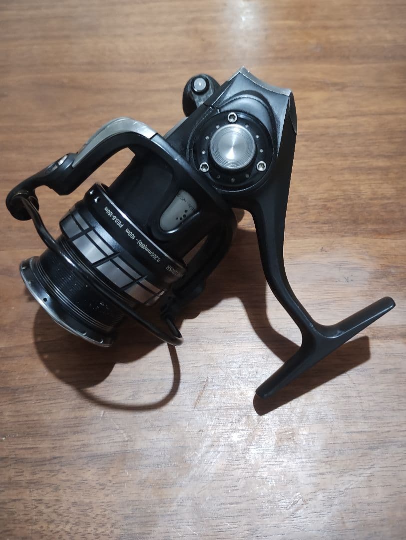 Abu Garcia ロキサーニ 2500sh 6.2:1
