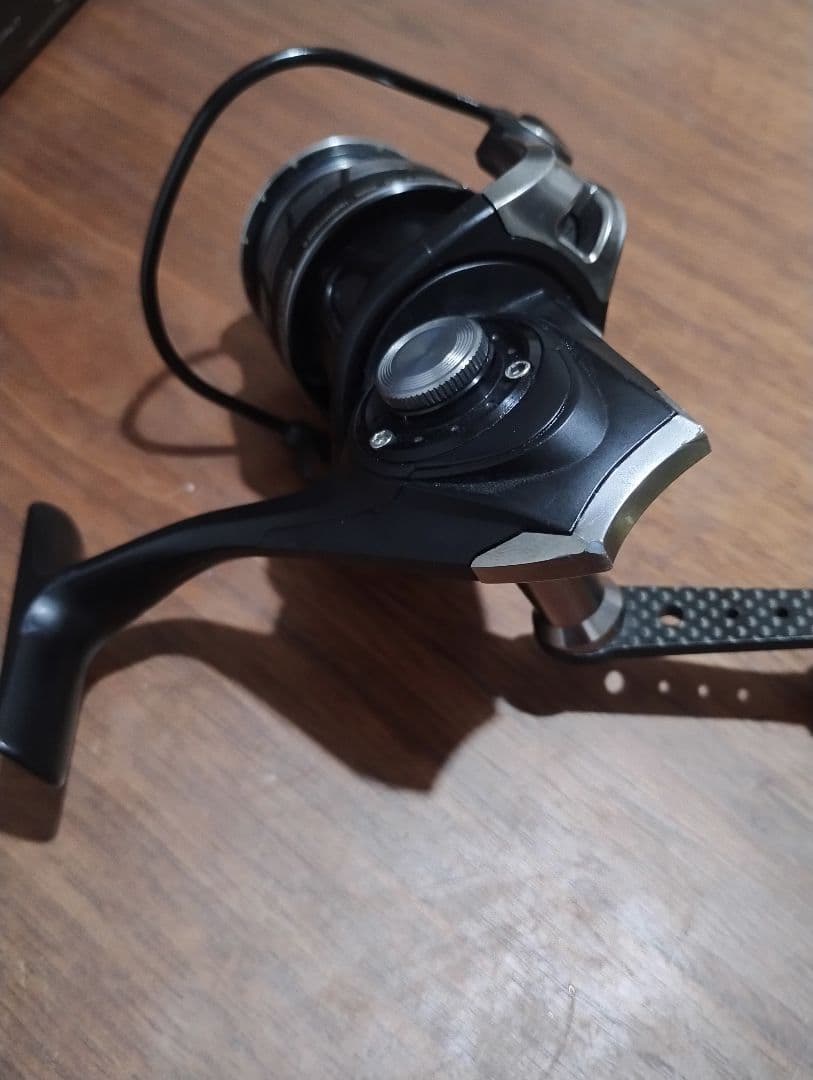 Abu Garcia ロキサーニ 2500sh 6.2:1