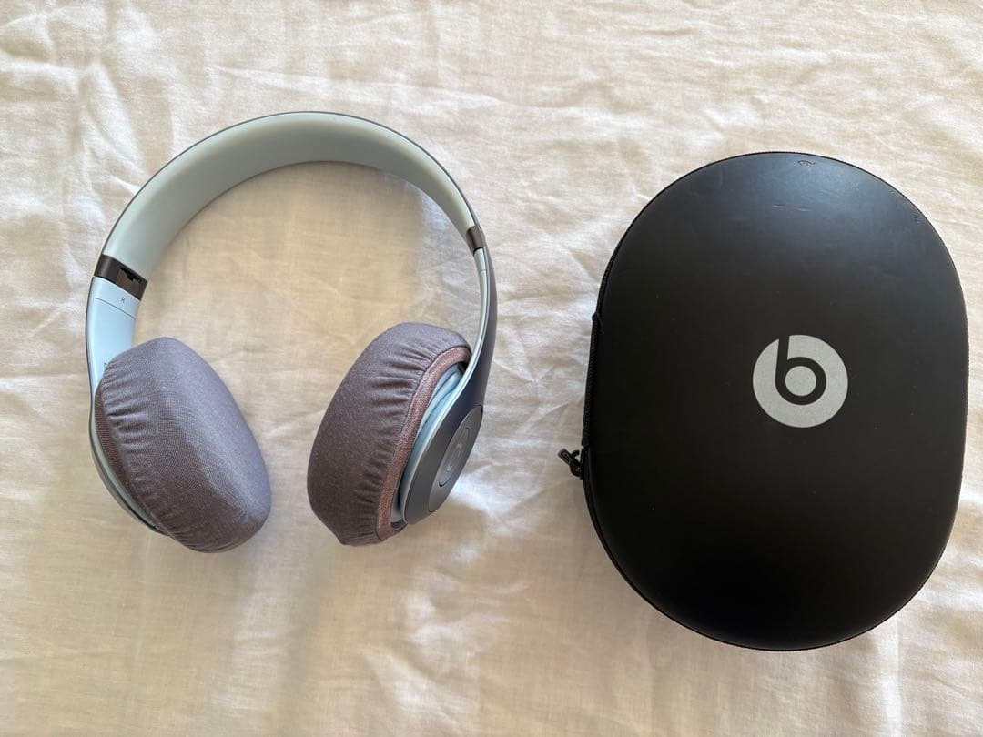超￼美品 希少カラー Beats Studio Wireless メタリック