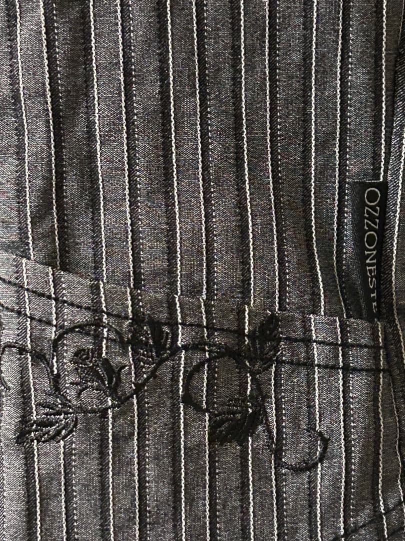 【SALE】OZZ ONESTE ベスト ホルターネック ジレ