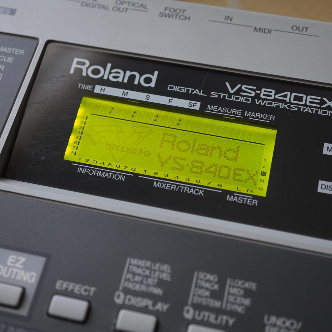 Roland VS-840EX (+CFディスクドライブ)