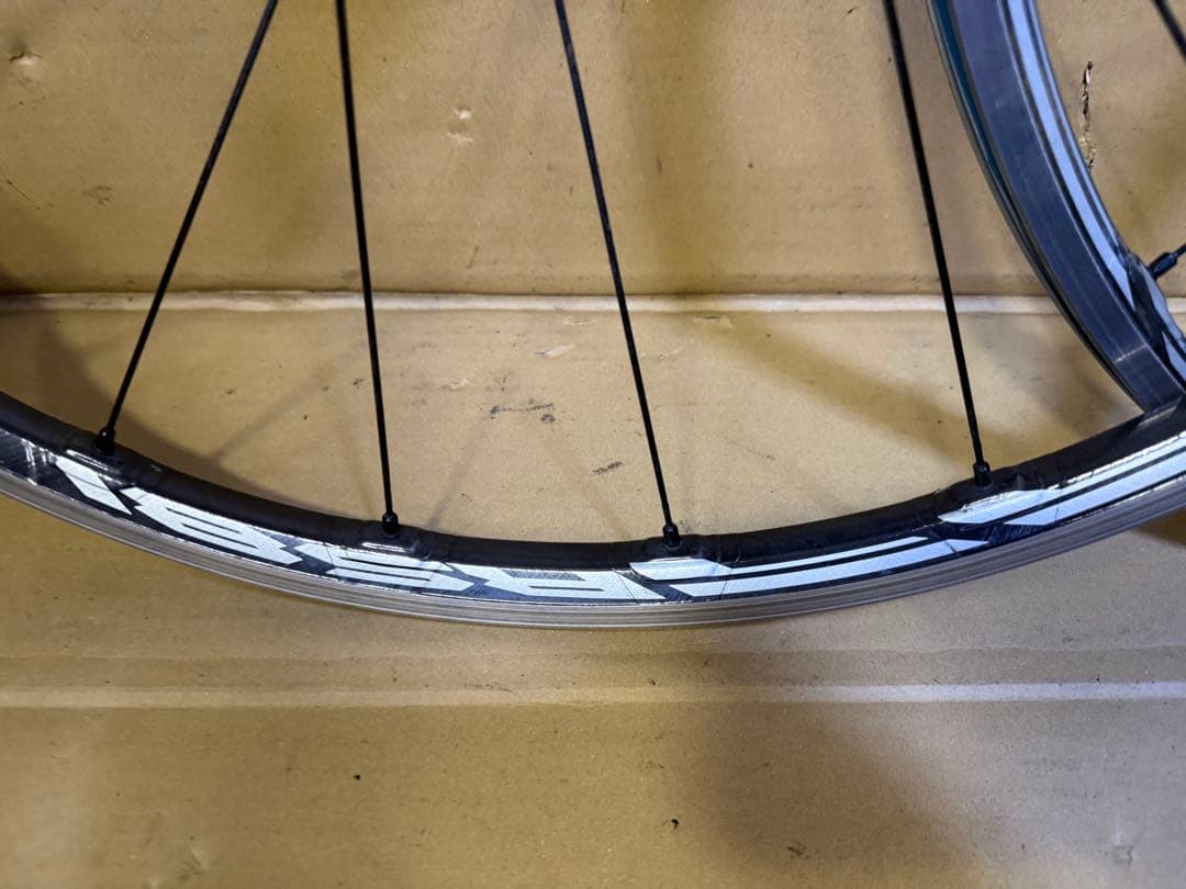 シマノ　WH-RS81 C24 カーボンホイール