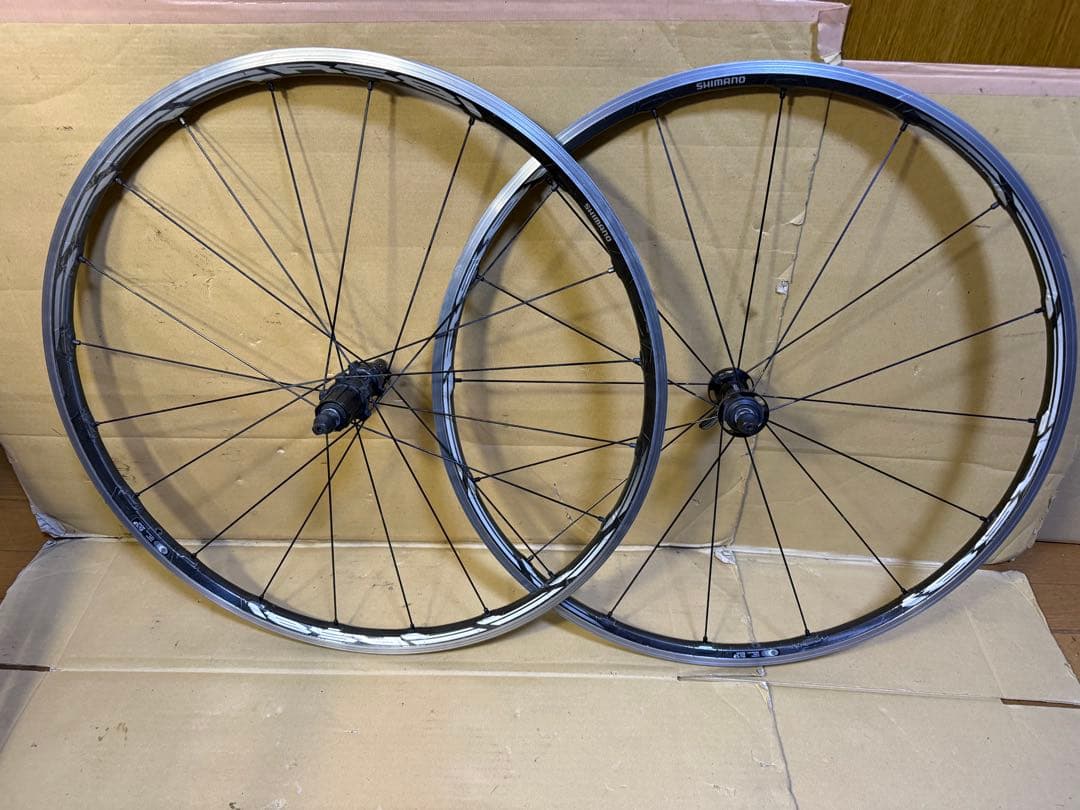 シマノ　WH-RS81 C24 カーボンホイール