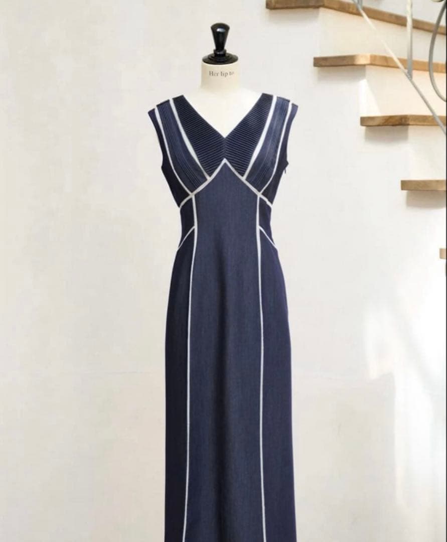 ワンピース herlipto Lace Trimmed Chambray Dress M