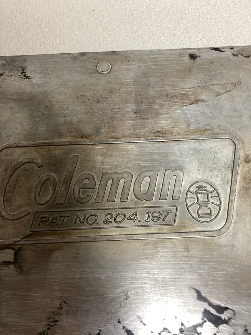 災害時・等Colemanツーバーナーコンロ　413Ｈと鉄板1枚no204、197