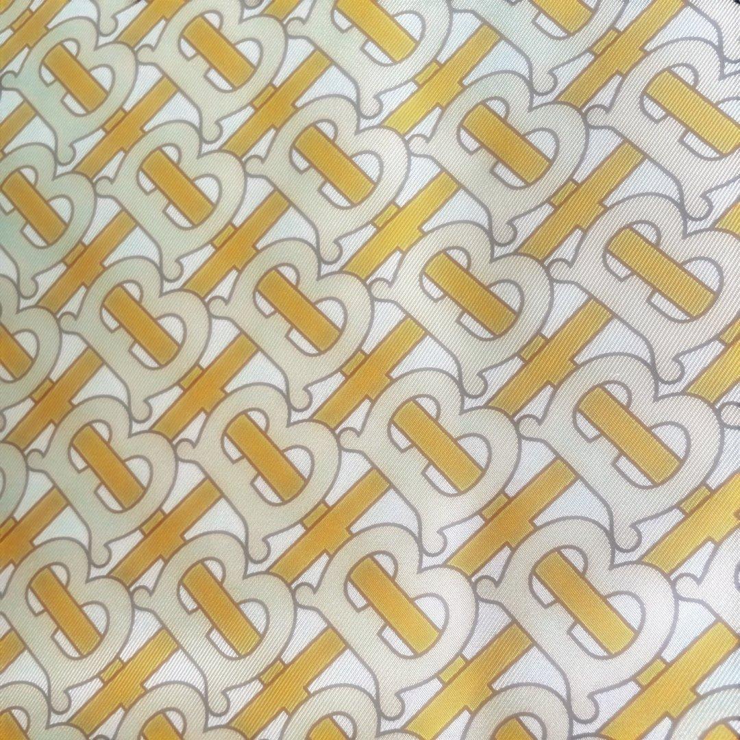 バーバリー　モノグラム　スカーフ　90×90