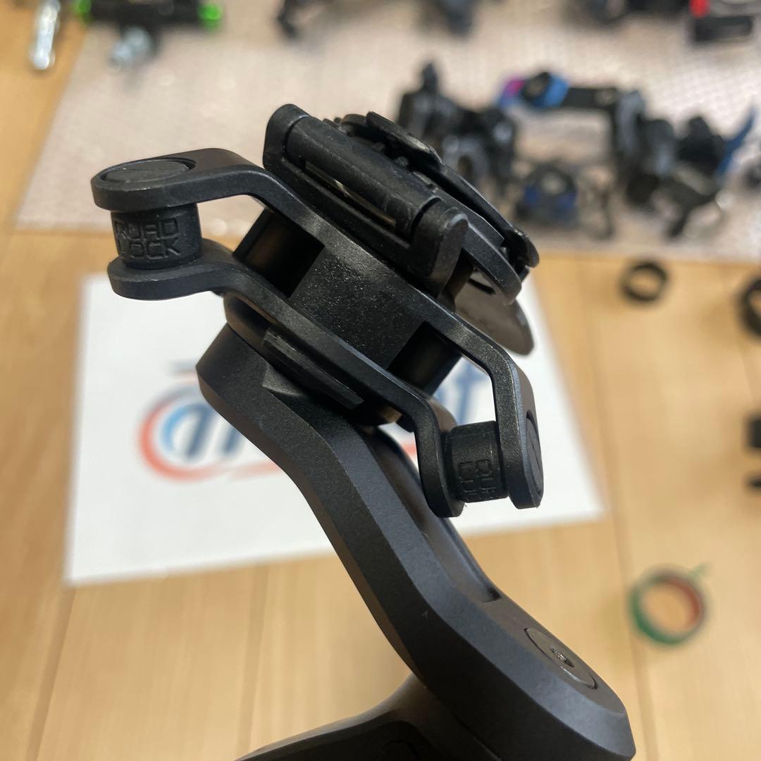 クアッドロック　ハンドルレバーマウントPRO ダンパー付き　　　　k:s10