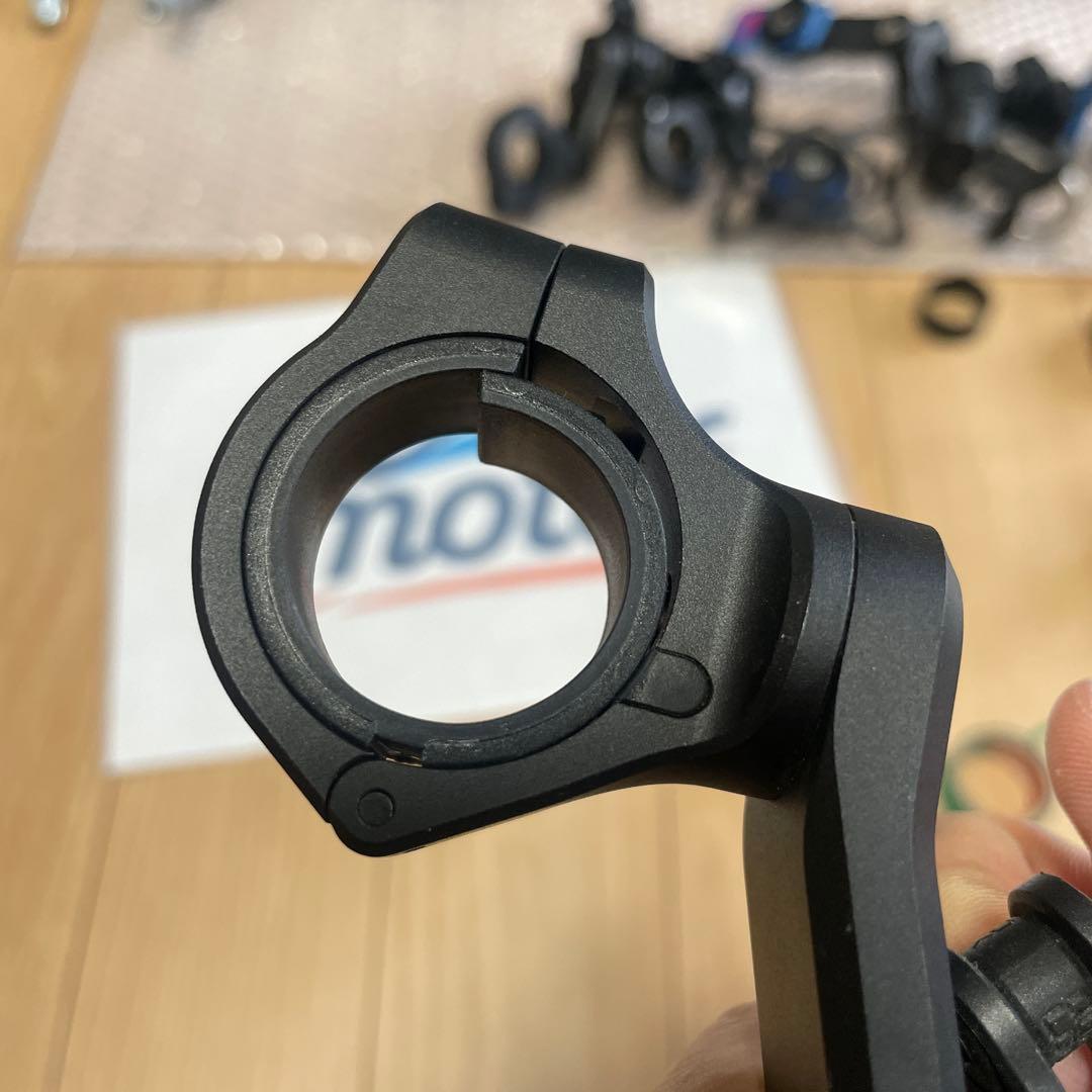 クアッドロック　ハンドルレバーマウントPRO ダンパー付き　　　　k:s10