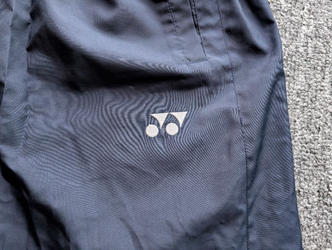 YONEX ウォームアップウェアセット ジャケットO パンツL　ほぼ未使用