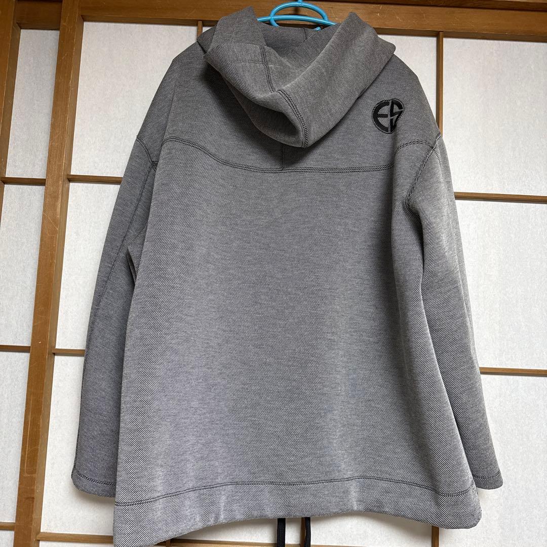 エッセンシャル