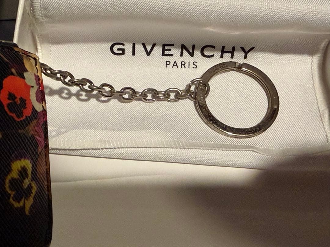 GIVENCHY ジバンシー ナイトフラワーパンジー　キーポーチ　キーケース