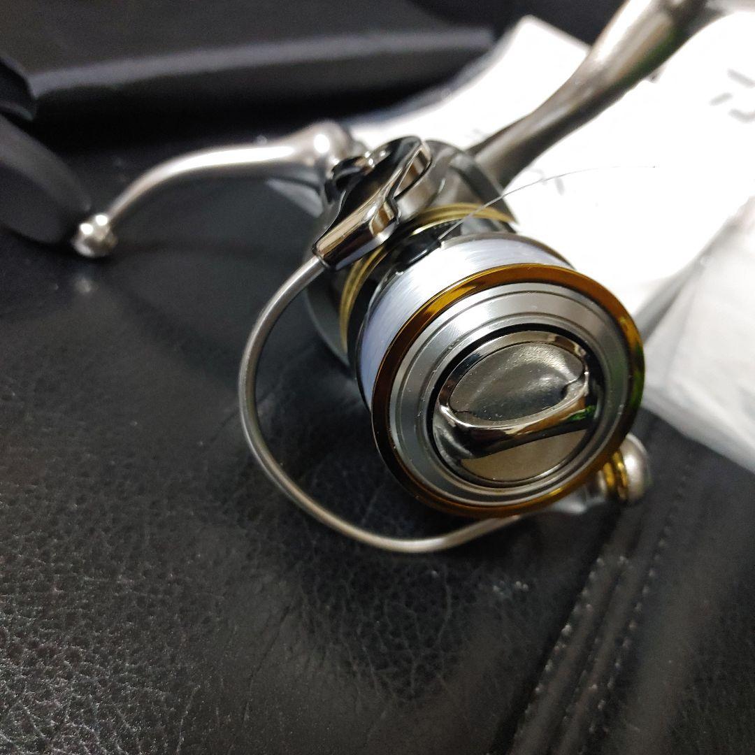 DAIWA 12LUVIAS 2004H 美品　スピニングリール