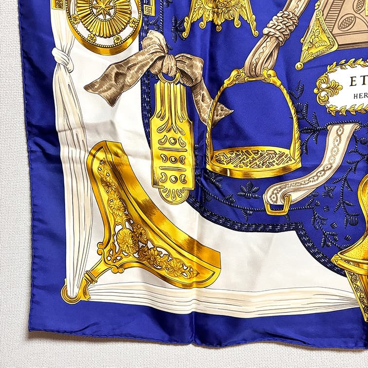 美品【HERMES エルメス】カレ90 ETRIERS 鐙柄 馬具柄　スカーフ