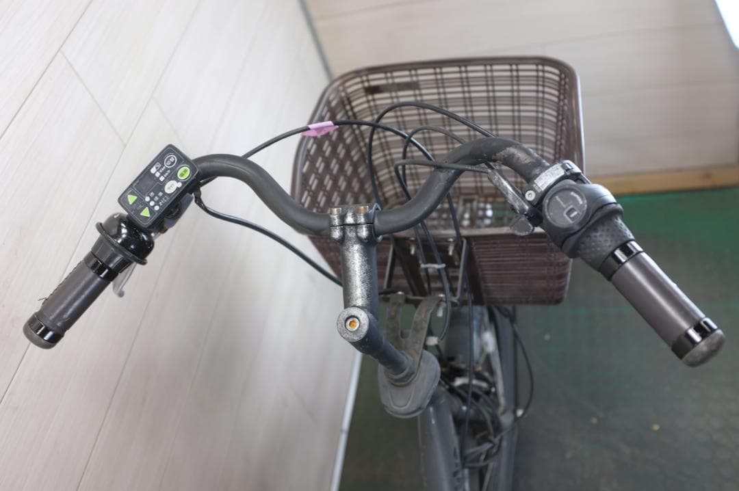 電動自転車 ブリヂストン製　BIKKE　 20インチ 3段変速 8.7Ah