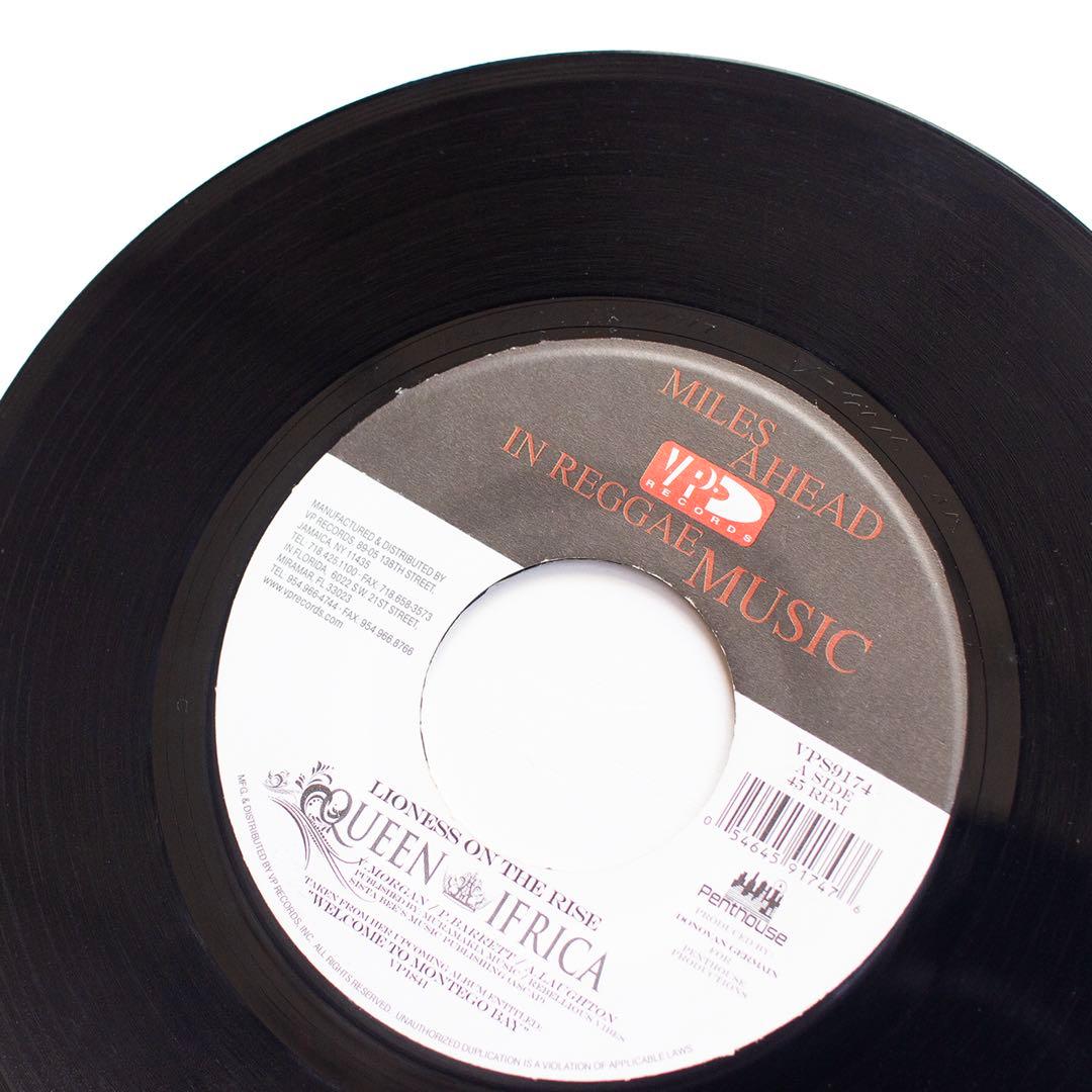 希少盤 Queen Ifrica / Lioness On The Ris 7'
