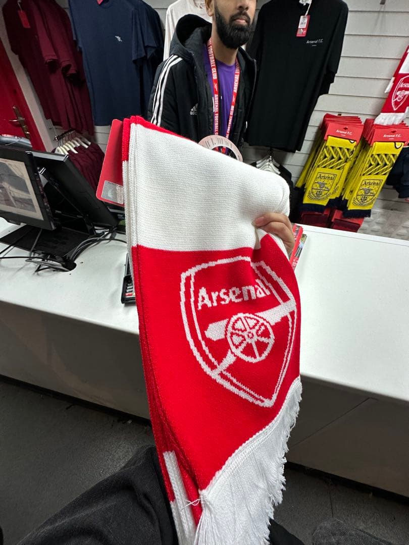 新品アーセナル FC スカーフ (ロンドンにて購入