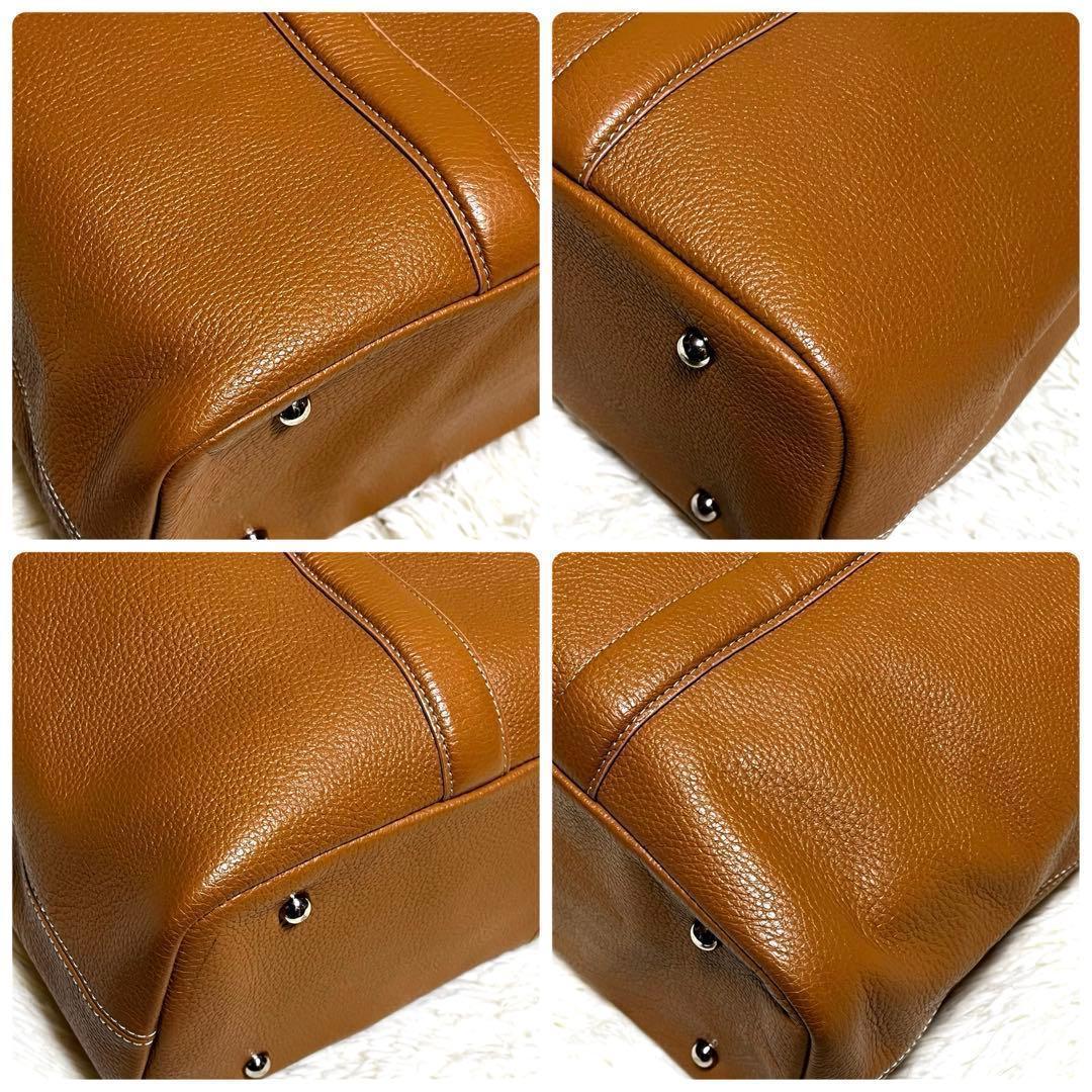 美品✨バーニーズニューヨーク トートバッグ レザー シボ革 チャーム ブラウン