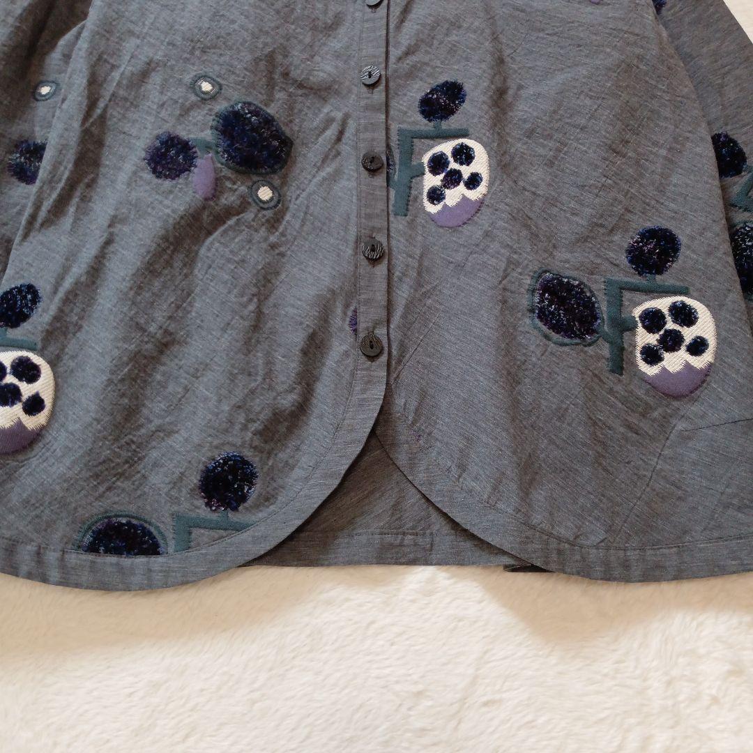 慈雨　ジウ　センソユニコ　シャツ　ブラウス　スタンドカラー　薄手ジャケット　刺繍